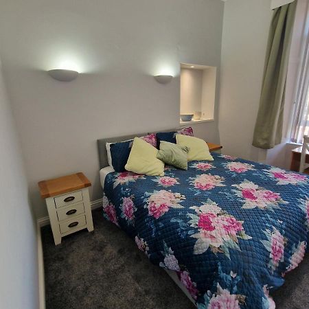Teviotside Travel Inn Ltd Хоик Экстерьер фото