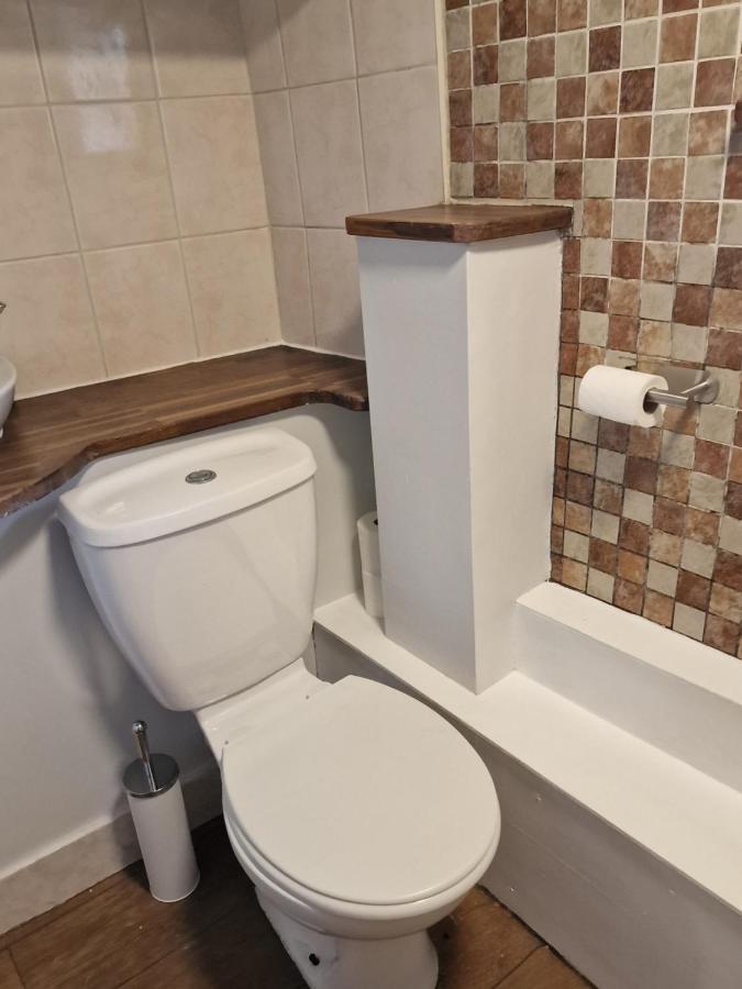 Teviotside Travel Inn Ltd Хоик Экстерьер фото