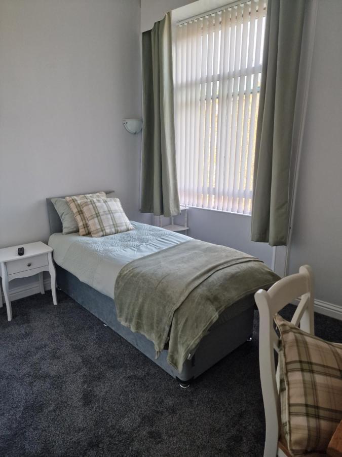 Teviotside Travel Inn Ltd Хоик Экстерьер фото